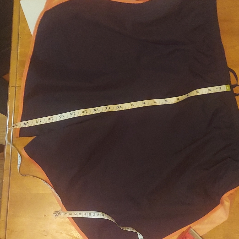 PLUS SIZE NIKE RUNNING SHORTS - Picture 6 of 6